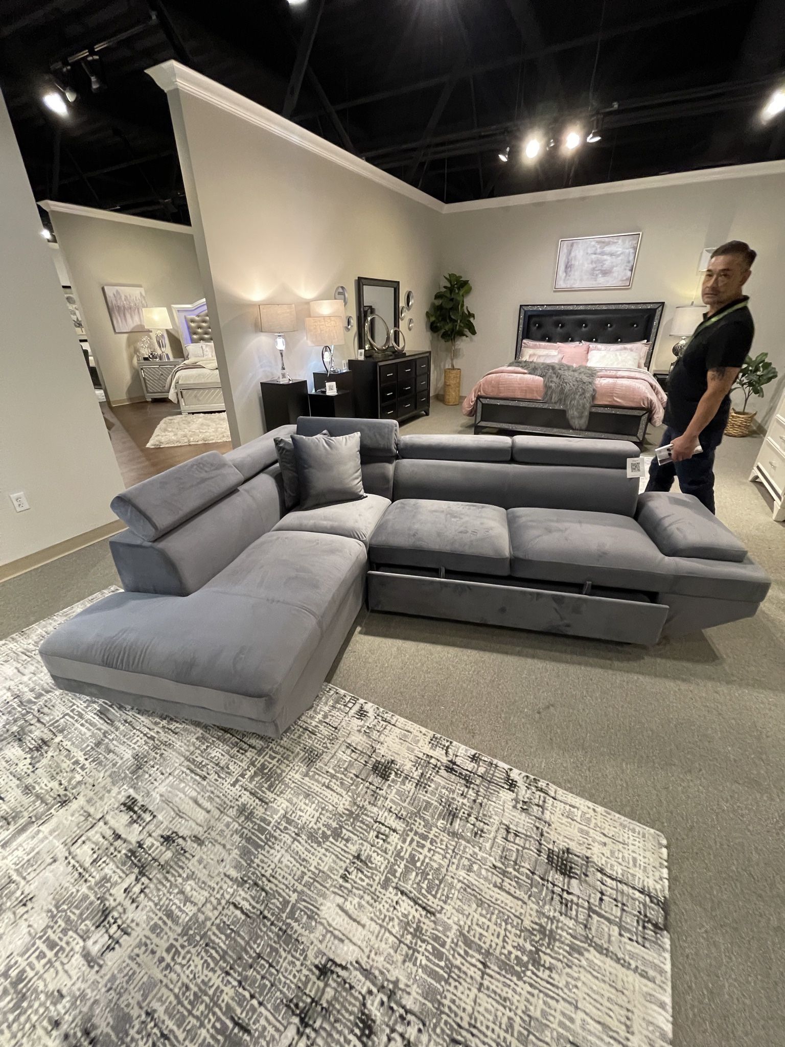 Sectional Pull Out Bed With Storage