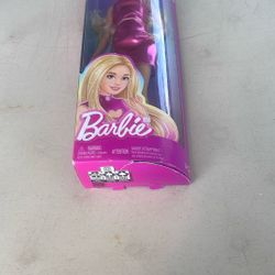 BARBIR DOLL NEW $6