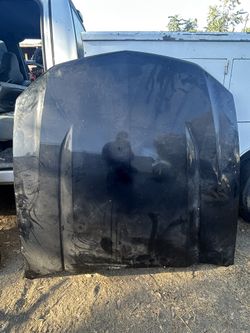 2011 Ford Mustang Hood
