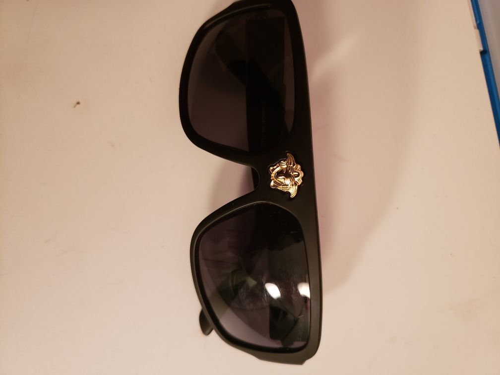 Stylish versace sunglasses