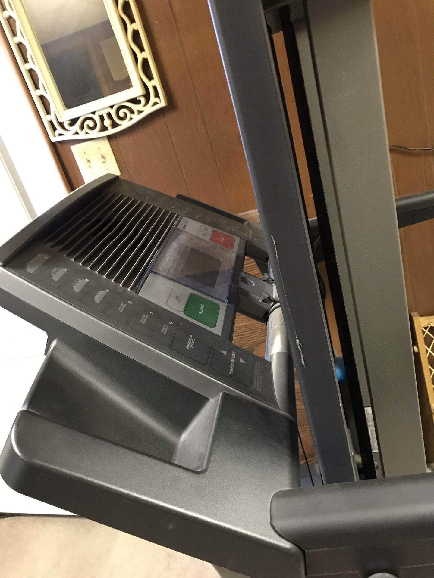 Proform Xp 550 treadmill for Sale in Bressler, PA OfferUp
