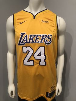 🐍$50 LOCAL FIRM 🐍$55 IF NEED TO BE SHIPPED🐍SIZES: XL ONLY 🐍 MEET IN SW BAKERSFIELD 🐍