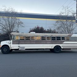 40 Ft Skoolie School Bus Tiny Home On Wheels