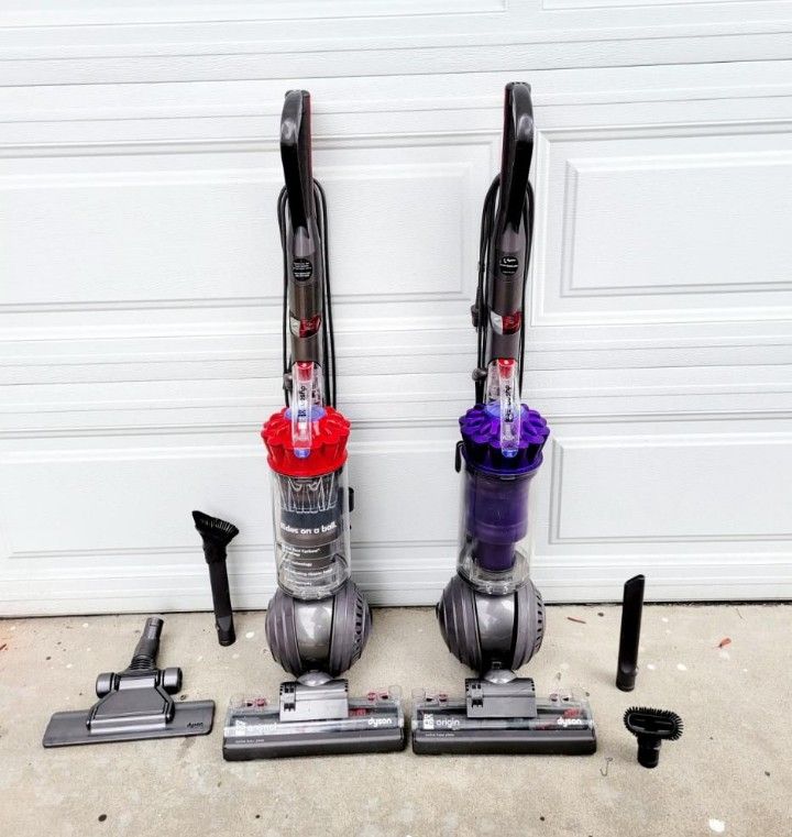 Dyson Vacuum Ball PET CAT & DOG Bagless Upright Vacuum Cleaner With