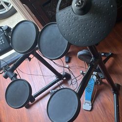 YAMAHA DTX drums 