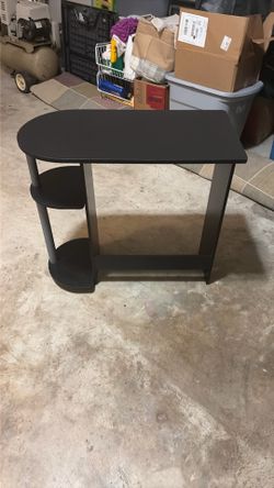 Black Desk
