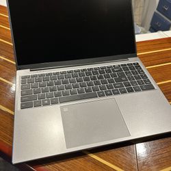 Windows  11 Pro Laptop