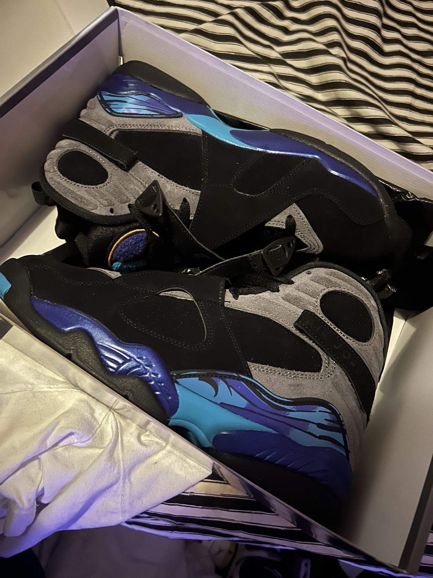 Jordan 8 Aqua 2025 (size 9) 
