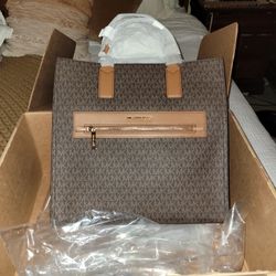 Michael Kors Kenly Large Logo Tote Bag