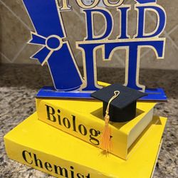 Graduation decor
