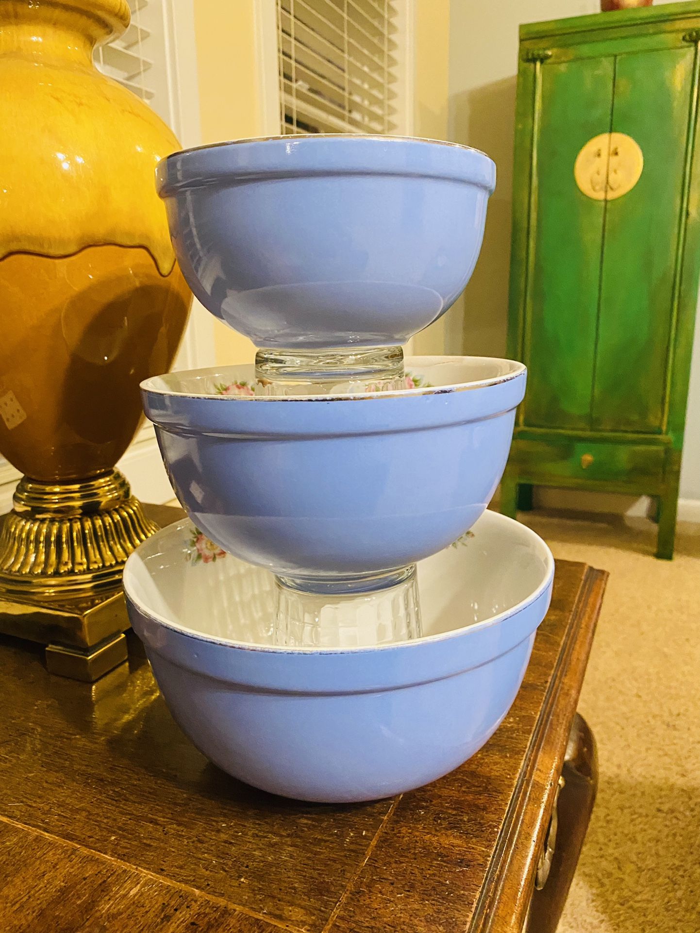 Vintage Hall’s Superior Quality Kitchenware circa 1940s