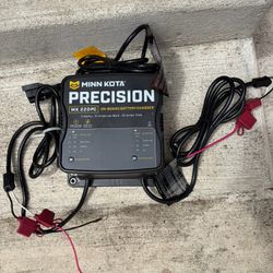 Minn Kota Precision MK220PC Dual Charger
