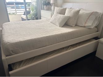 Full Size Over Twin Trundle Bunk Bed.