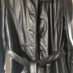 Women’s Black leather coat - Wilson’s Sz M