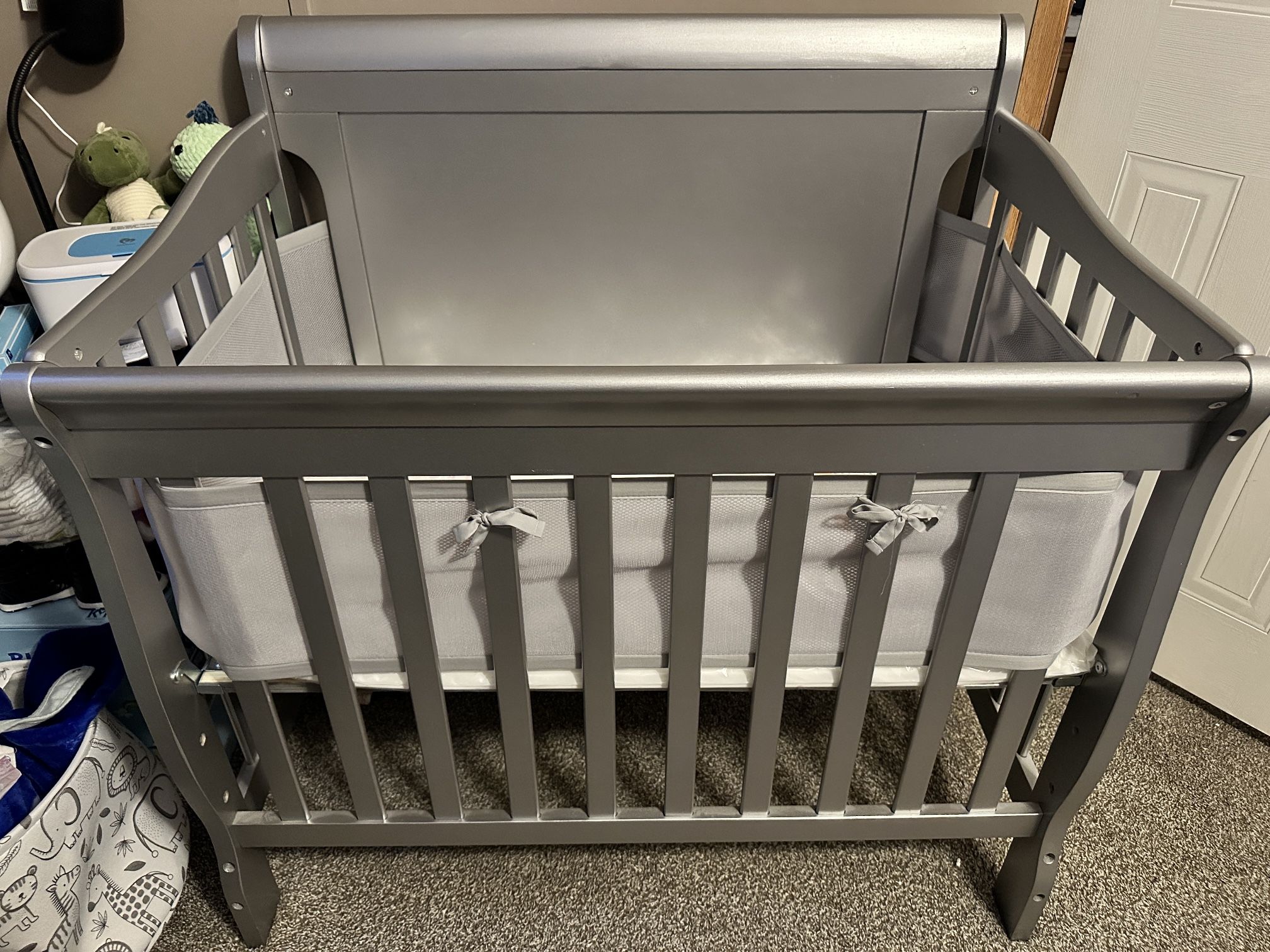 Baby Mini Crib Grey/silver-Mini Cuna Para Bebé 