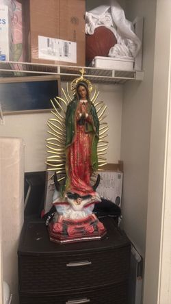 Virgin Mary statue