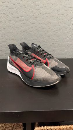 Men’s Nike Zoom Gravity size 8.5