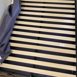 ZINUS Metal box spring with wood slats