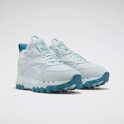 Women's Size 8 CARDI B REEBOKS