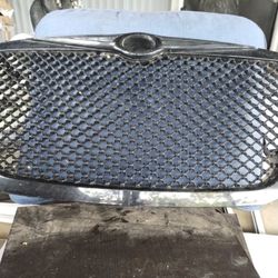 Chrysler 300 Grill