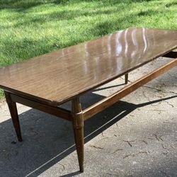 MID CENTURY COCKTAIL TABLE