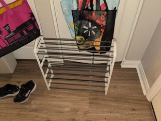 Plastic shoe rack