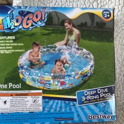 Toys  -  Pool Accessories 