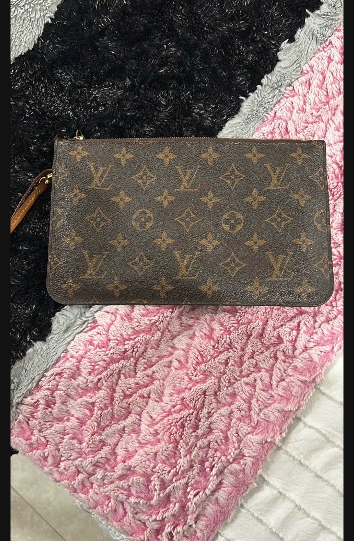 Louis Vuitton Monogram Pochette Clutch Bag AUTHENTIC