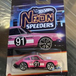 ‘7I PORSCHE 911 Hot Wheels Neon Speeders