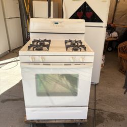 Whirpool gas Stove everything works well 30 In