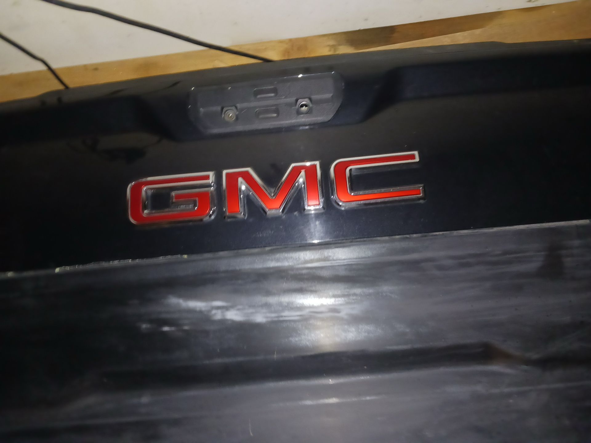 2020 GMC SIERRA AT4 Tailgate With Kicker Speakers Installed In Them Ready To Paint Any Color