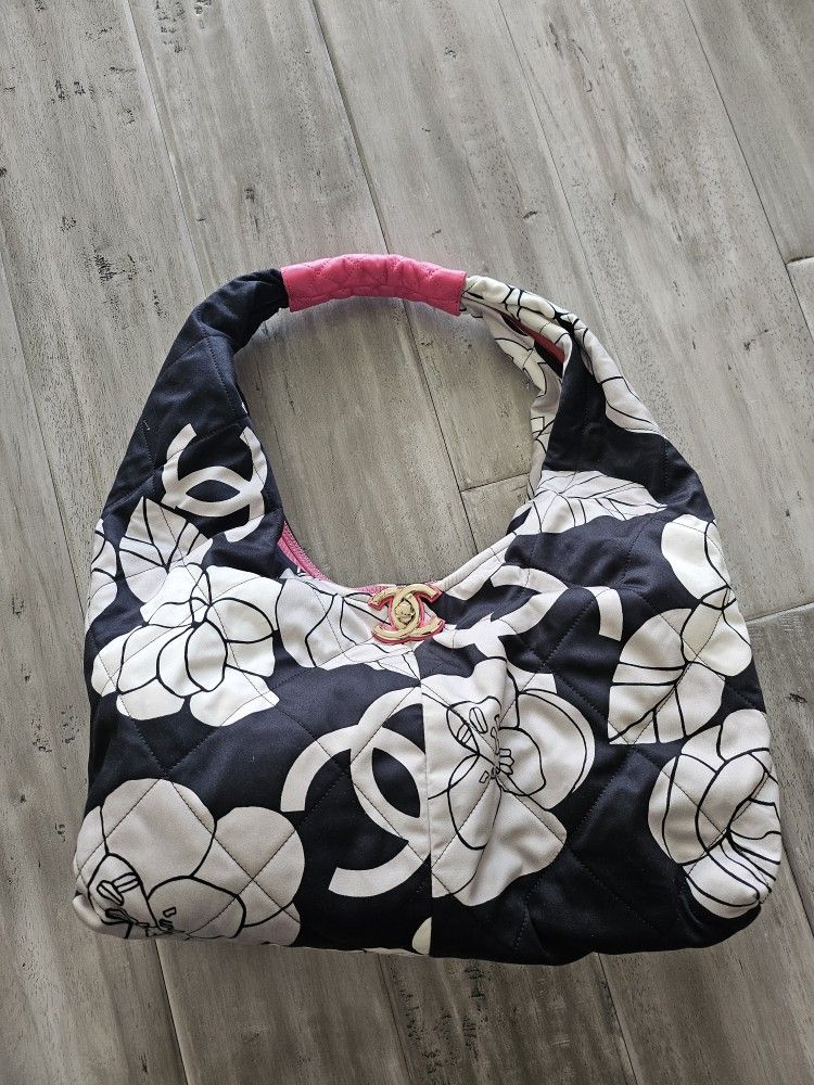 Chanel Cruise 2021 Hobo Camelia CC handbag