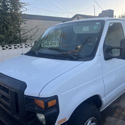 2010 Ford E-150