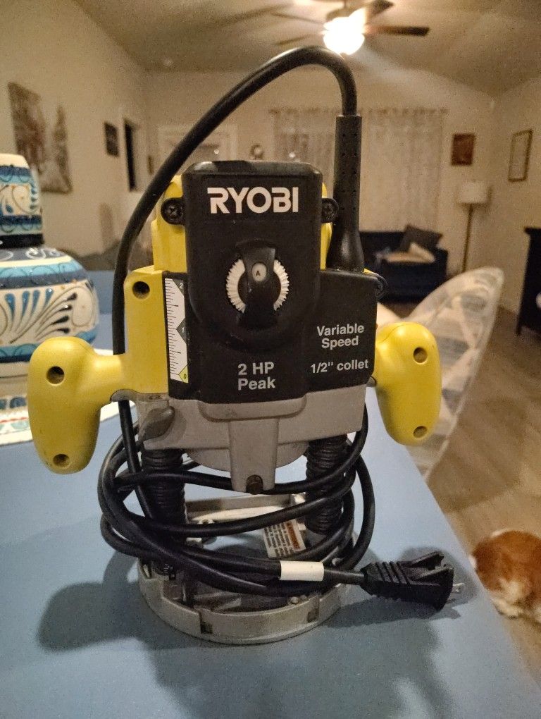 Ryobi 2HP Variable Speed Router