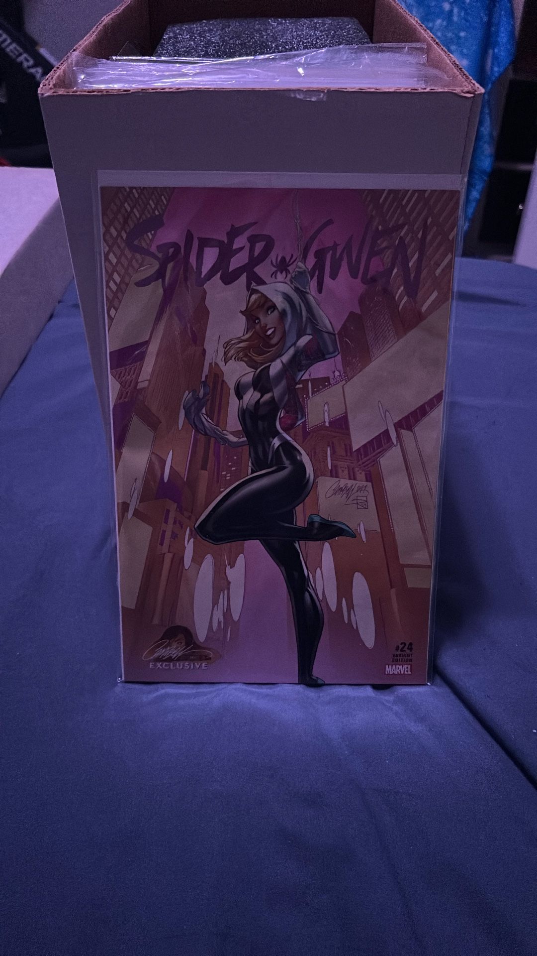Spider Gwen 24 Cover A J Scott Campbell