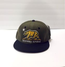 California Republic Snapback Hat in army green