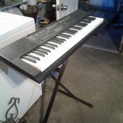 CASIO  - CTK -2080  ELECTRIC KEY BOARD 