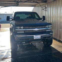 02 Chevy 2500 Silverado 4x4
