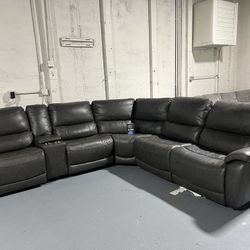 Wylder Leather Power Reclining Sectional with Power Headrests 