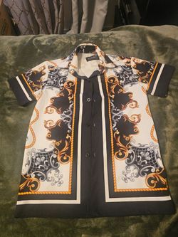 FWRD  Short Sleeve Gold Chain / Filigree Button Up Top