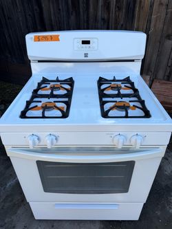 Kenmore White Gas Range Stove
