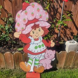Strawberry Shortcake Prop
