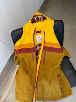Snow jacket