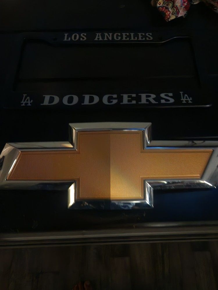 chevy emblem