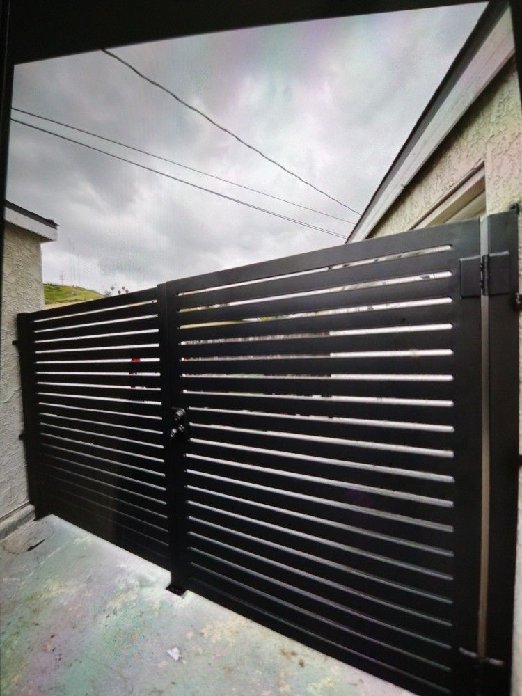 Iron Double Gate
