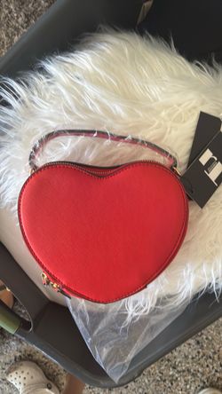 Heart purse brand new