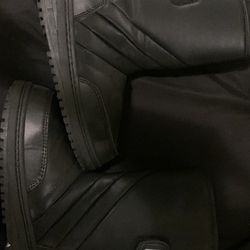 Snow Boots Size 8 