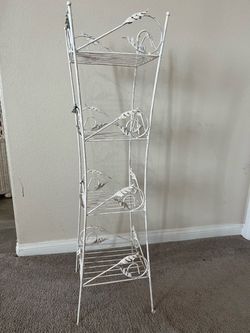 White Metal 4-Tier Decorative Shelf