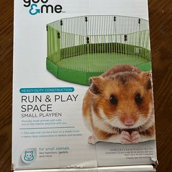 Run and play exercise pen