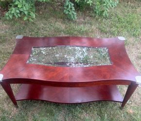 Coffee table & 1 end table